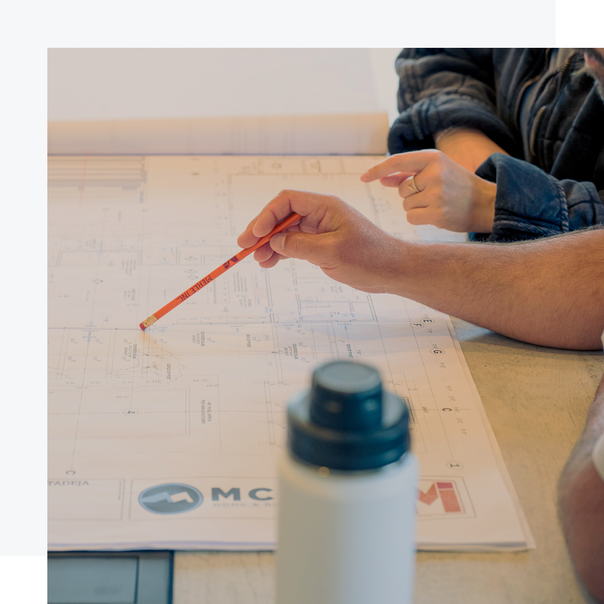 Merle_Collaboration-1200px Merle Inc Team Collaborating on Custom Home Plan
